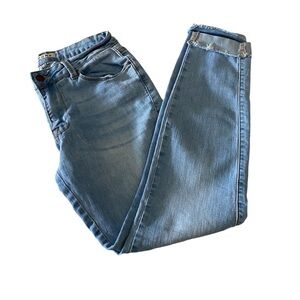 Encore Jeans women’s skinny jeans,Light Blue,Size 7.